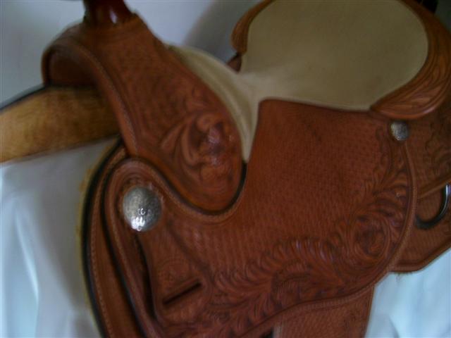Used Saddle:- Image Number:2